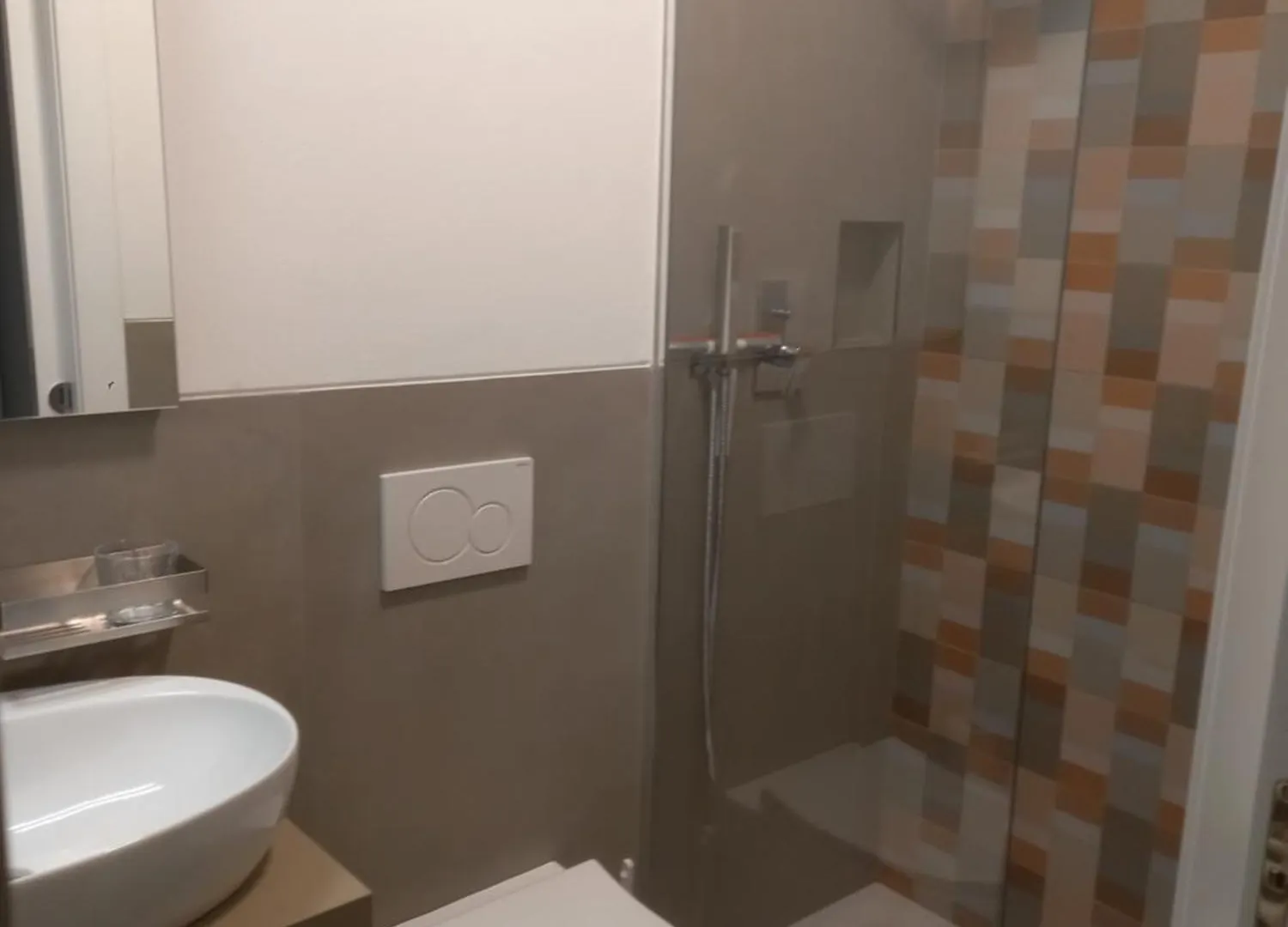 Qc Therme Milano Spa Nearby - New Cozy Apartament With 2 Bedrooms & 2 Bathrooms Fully Equipped Kitchen Nuovissimo Trilocale Completamente Arredato 2 Camere 2 Bagni Soggiorno Cucina E Balcone Metro Line Porta Romana 3 Stops To Duomo Cathedral Italië