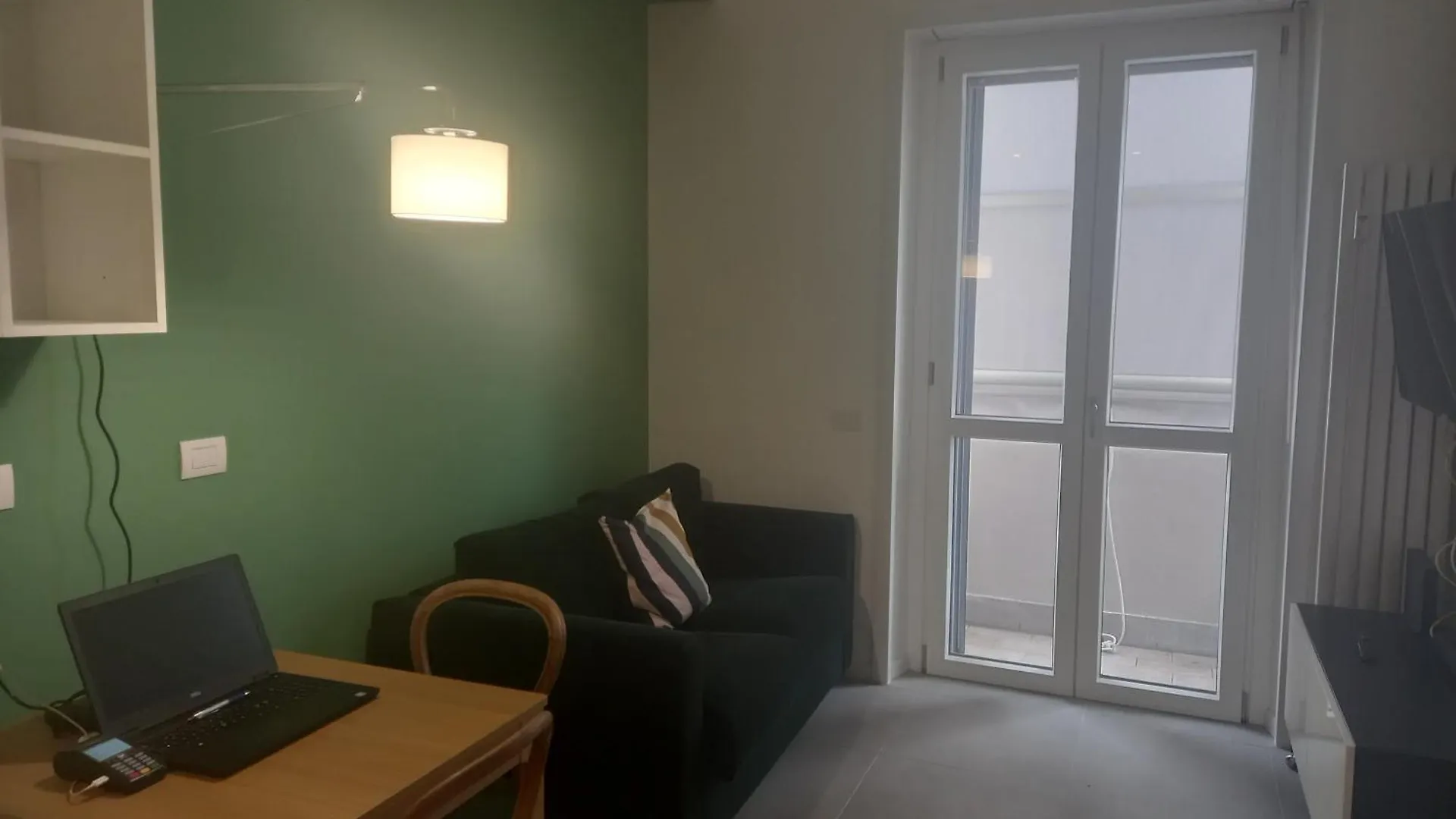 Qc Therme Milano Spa Nearby - New Cozy Apartament With 2 Bedrooms & 2 Bathrooms Fully Equipped Kitchen Nuovissimo Trilocale Completamente Arredato 2 Camere 2 Bagni Soggiorno Cucina E Balcone Metro Line Porta Romana 3 Stops To Duomo Cathedral Italië